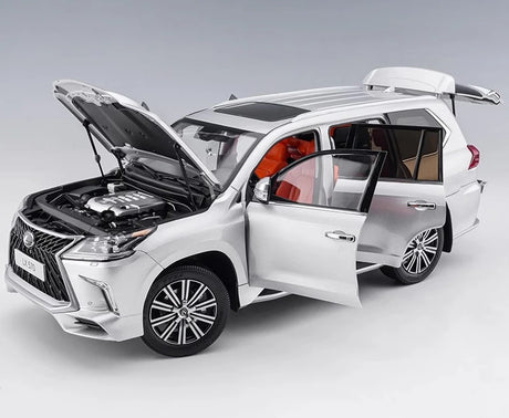 [LCD] 1:18 Lexus 2018 LX 570 Silver Model Car Die-Cast