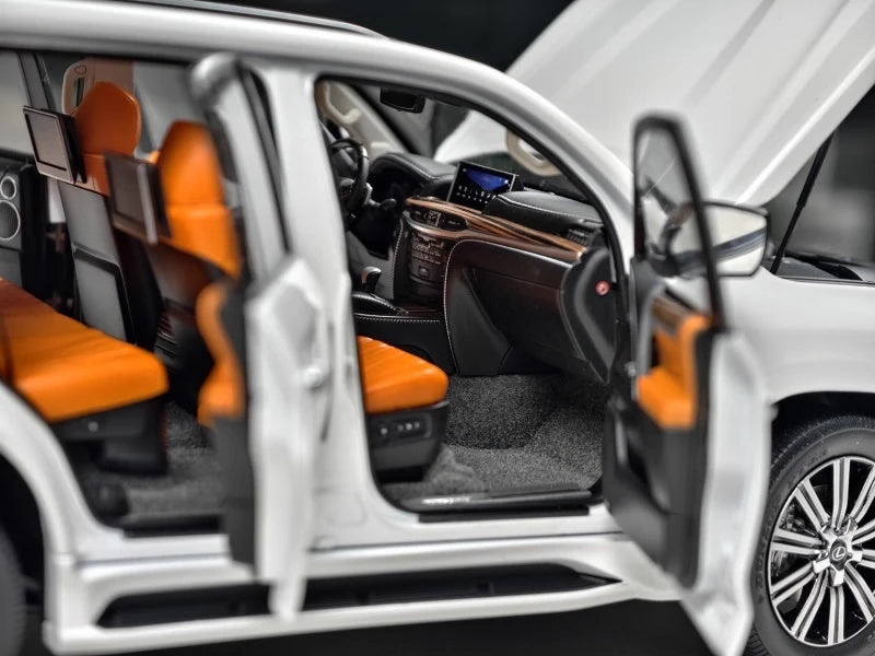 [LCD] 1:18 Lexus 2018 LX 570 bianco modellino di auto Die-Cast