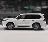 [LCD] 1:18 Lexus 2018 LX 570 White Model Car Die-Cast