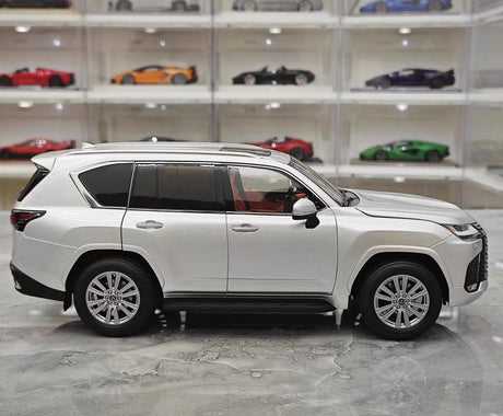 [LCD] 1:18 Lexus 2022 LX600 argent voiture miniature Die-Cast