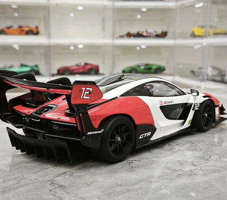 LCD McLaren 2019 Senna GTR Red and White 1:18 – Modello da collezione pressofuso