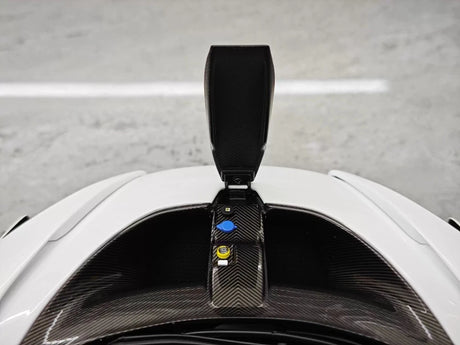 [LCD] 1:18 McLaren 2019 Senna GTR valkoinen pienoismalli Die-Cast