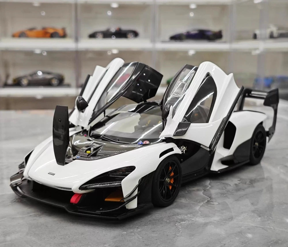 [LCD] 1:18 McLaren 2019 Senna GTR White Model Car Die-Cast