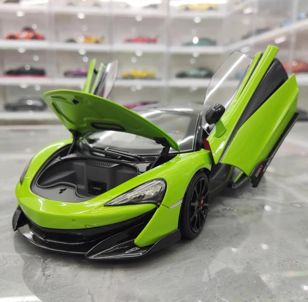 [LCD] 1:18 McLaren 2020 600LT Green Model Car Die-Cast