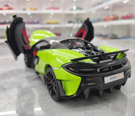 [LCD] 1:18 McLaren 2020 600LT Green Model Car Die-Cast