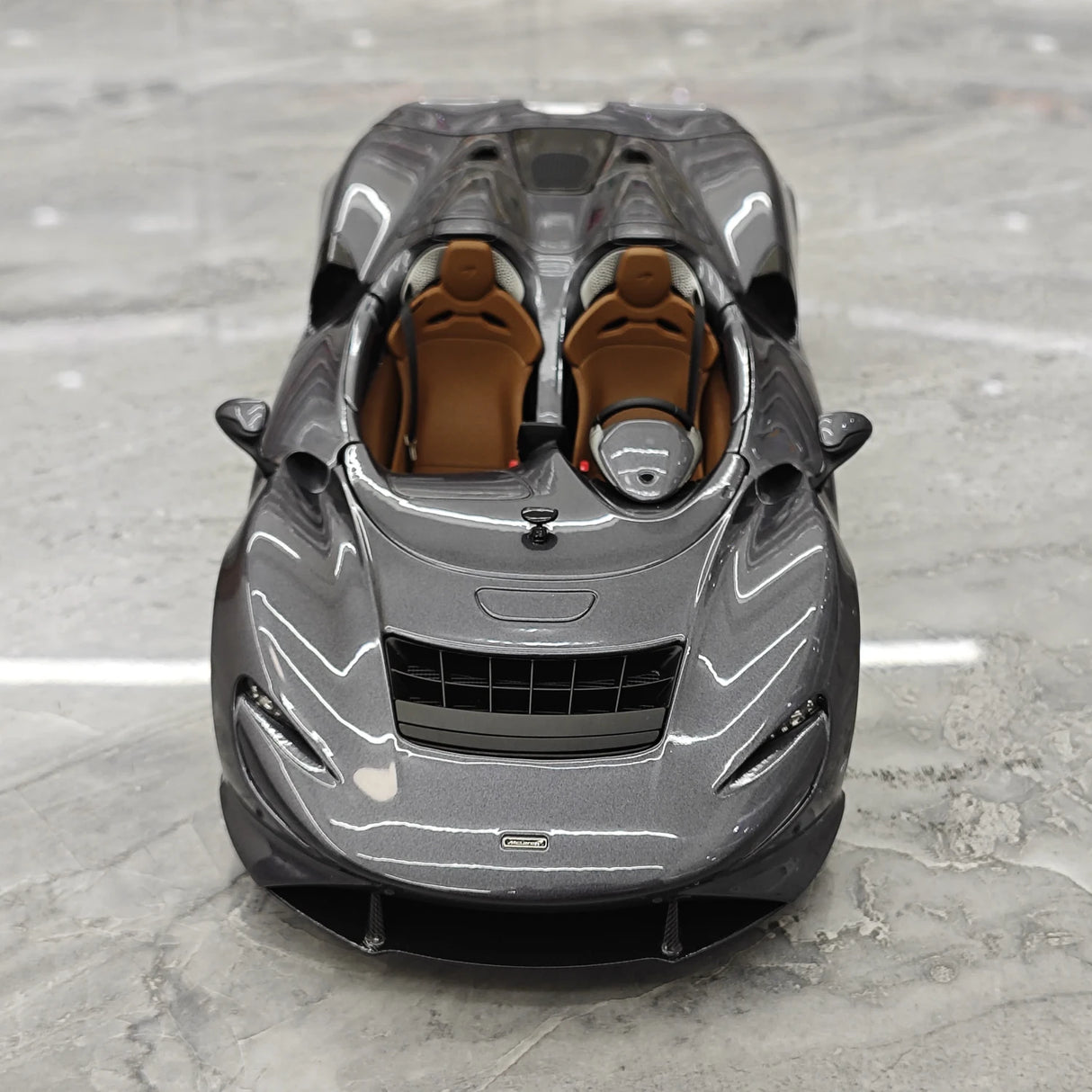LCD McLaren 2020 Elva Heavy Grey Metallic 1:18 – Modello da collezione pressofuso