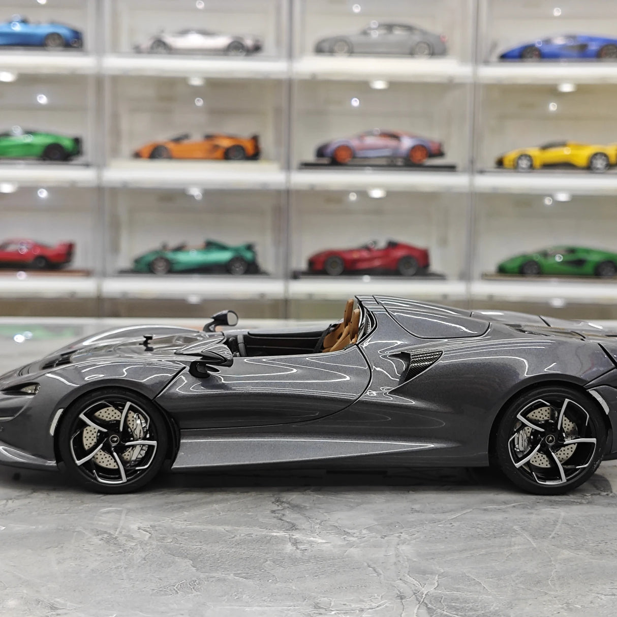 LCD McLaren 2020 Elva Heavy Grey Metallic 1:18 – Modello da collezione pressofuso