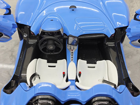 LCD McLaren 2020 Elva Light Blue 1:18 – Modello da collezione pressofuso