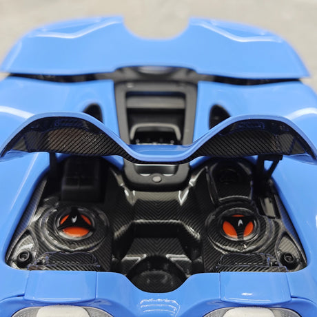 LCD McLaren 2020 Elva Light Blue 1:18 – Modello da collezione pressofuso
