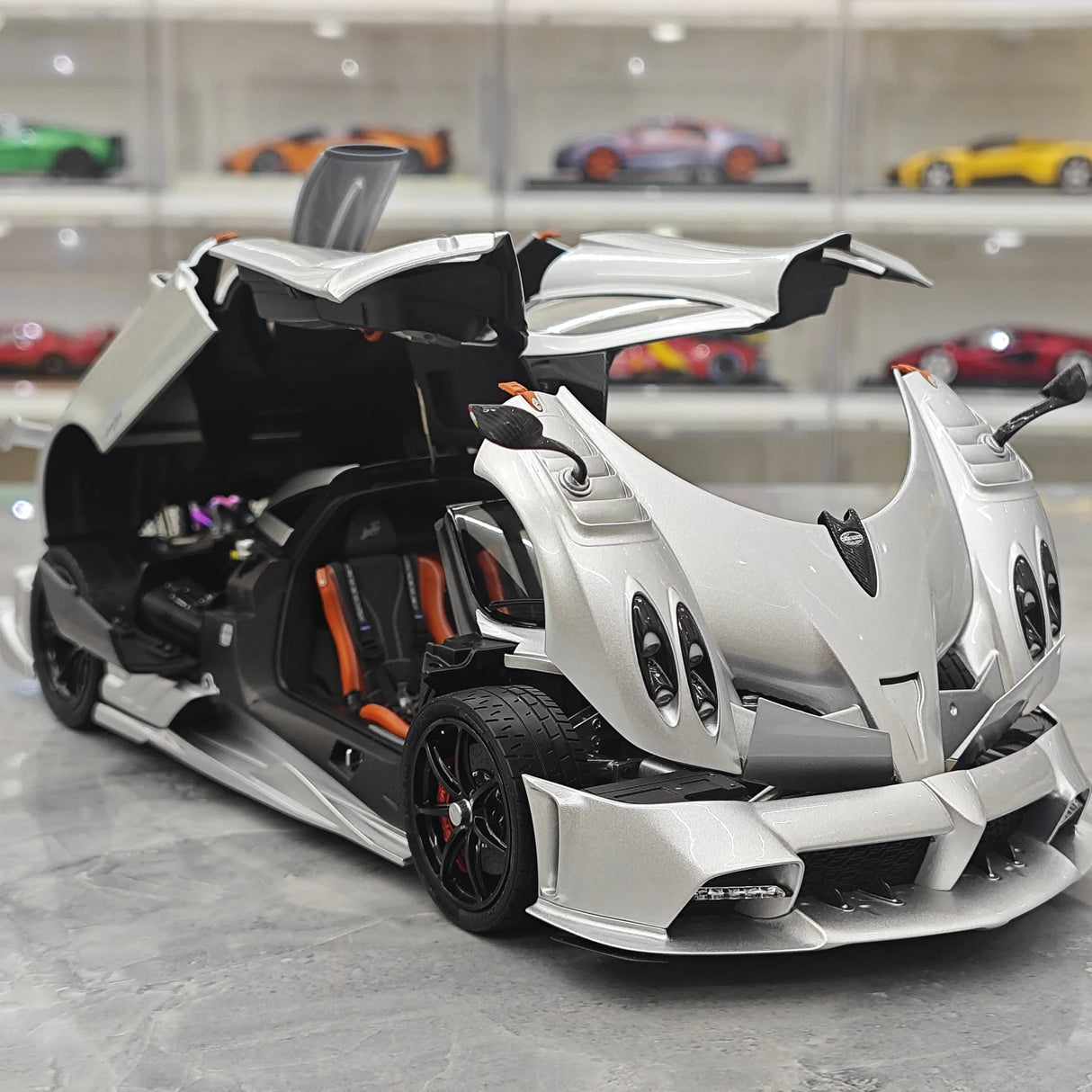 LCD Pagani 2020 Imola Silver 1:18 – Modello da collezione pressofuso
