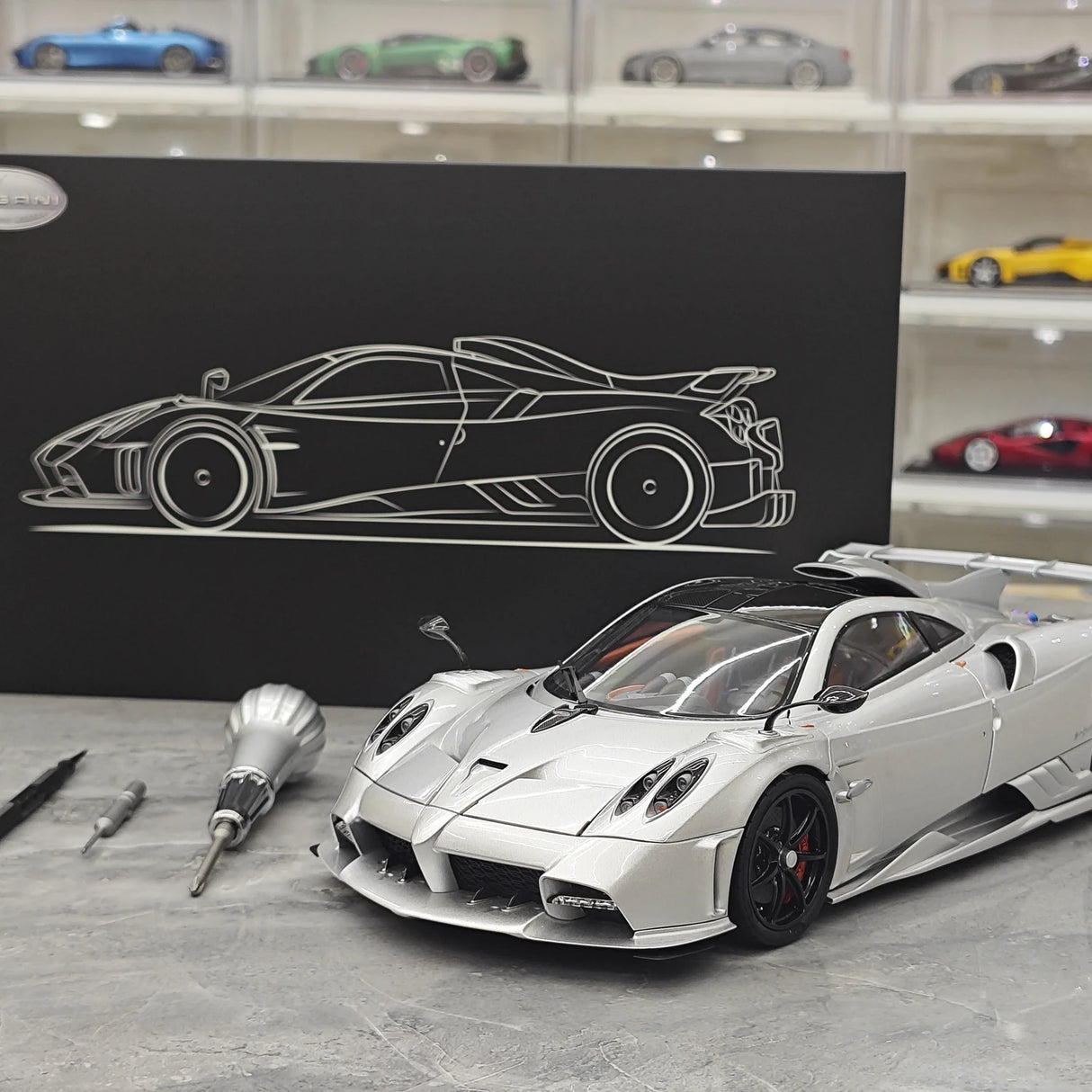 LCD Pagani 2020 Imola Silver 1:18 – Modello da collezione pressofuso