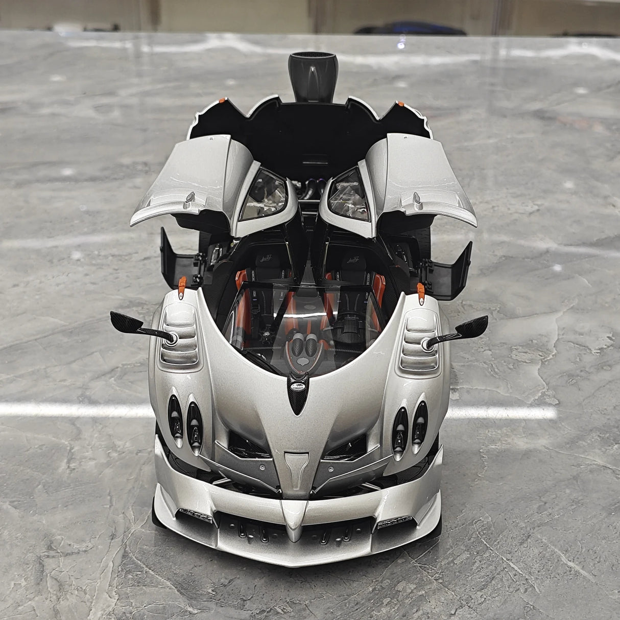 LCD Pagani 2020 Imola Silver 1:18 – Modello da collezione pressofuso