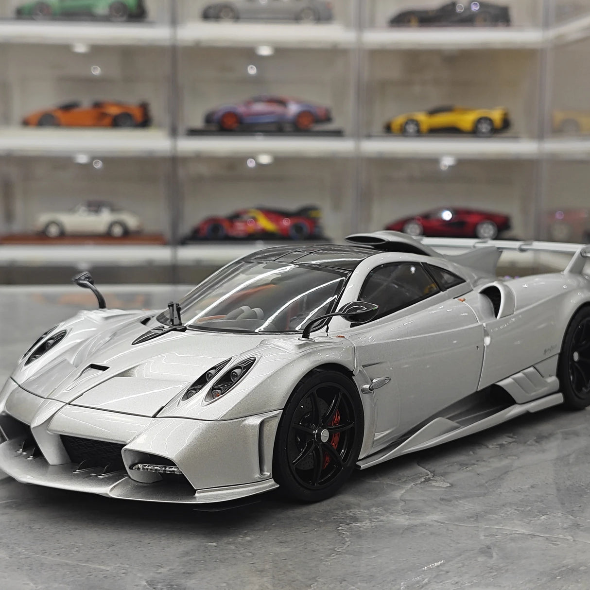 LCD Pagani 2020 Imola Silver 1:18 – Modello da collezione pressofuso