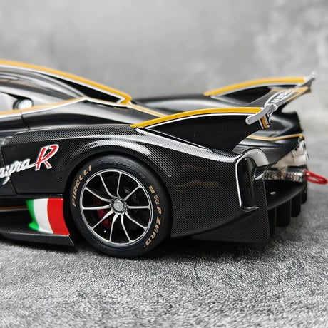 [LCD] 1:18 Pagani 2021 Huayra R Black Model Car Die-Cast