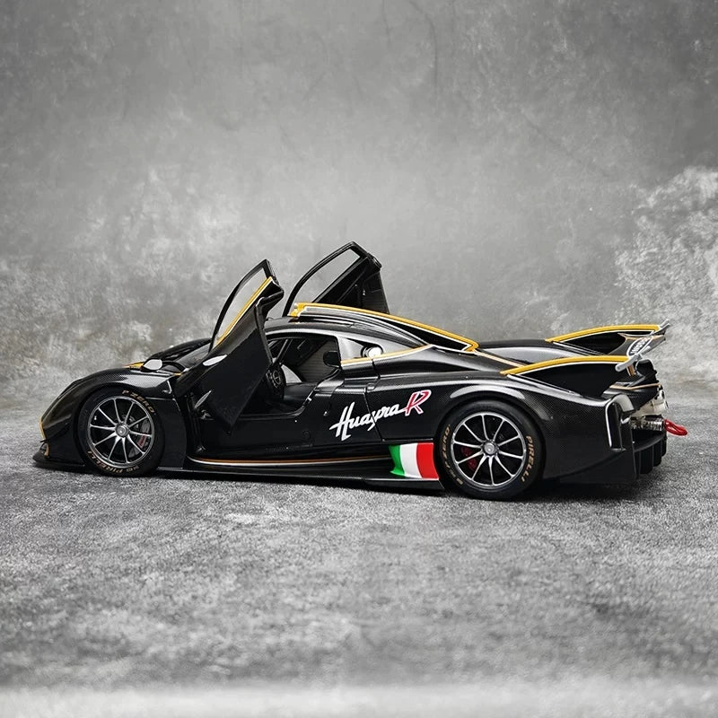 [LCD] 1:18 Pagani 2021 Huayra R Black Model Car Die-Cast