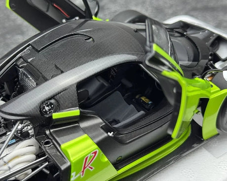 [LCD] 1:18 Pagani 2021 Huayra R Green Model Car Die-Cast