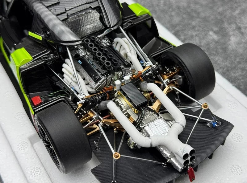 [LCD] 1:18 Pagani 2021 Huayra R Green Model Car Die-Cast