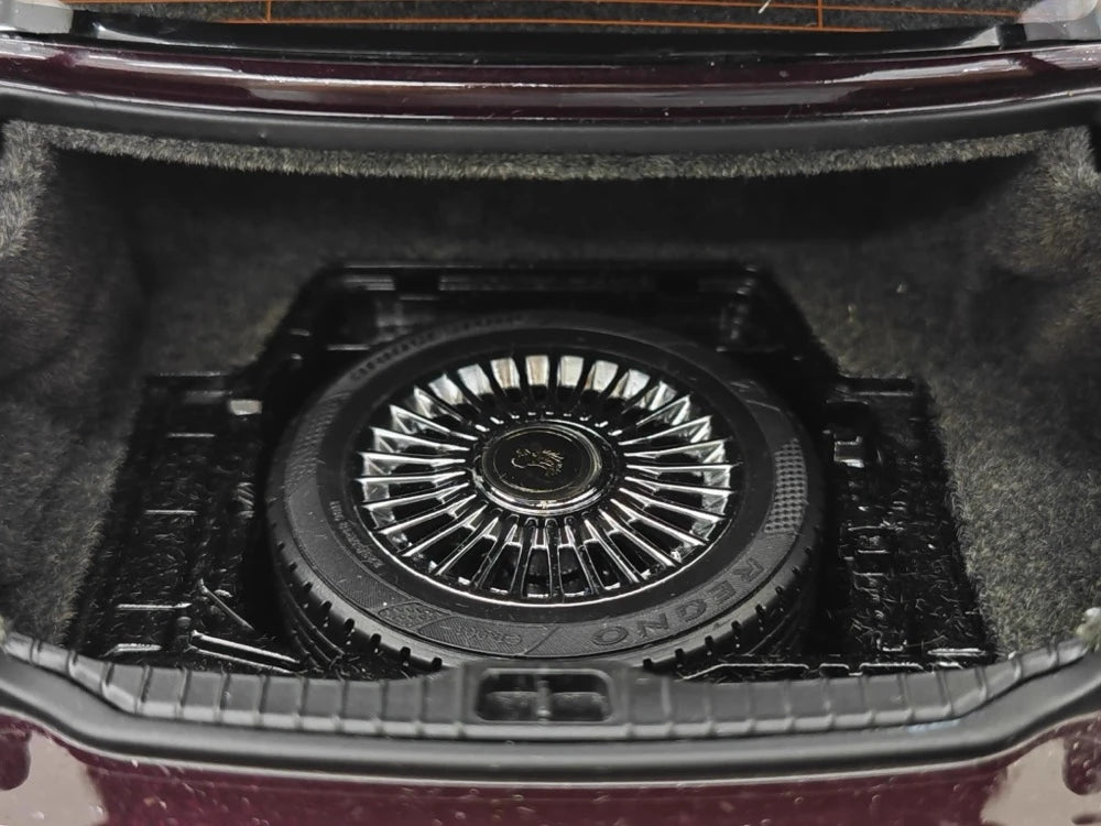 [LCD] 1:18 Toyota 2018 Century rosso modellino di auto Die-Cast