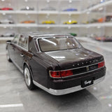 [LCD] 1:18 Toyota 2018 Century röd modellbil Die-Cast