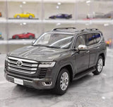 [LCD] 1:18 Toyota 2022 Land Cruiser LC300 Gray Model Car Die-Cast