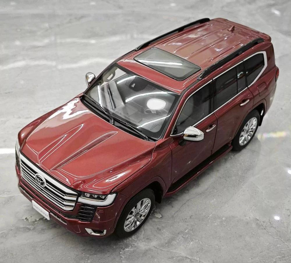 [LCD] 1:18 Toyota 2022 Land Cruiser LC300 röd modellbil Die-Cast