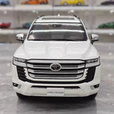 [LCD] 1:18 Toyota 2022 Land Cruiser LC300 White Model Car Die-Cast