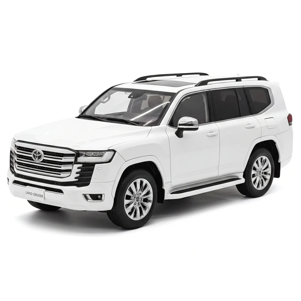 [LCD] 1:18 Toyota 2022 Land Cruiser LC300 White Model Car Die-Cast