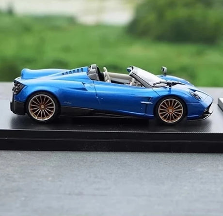 [LCD] 1:43 Pagani 2017 Huayra Roadster Blue Model Car Die-Cast