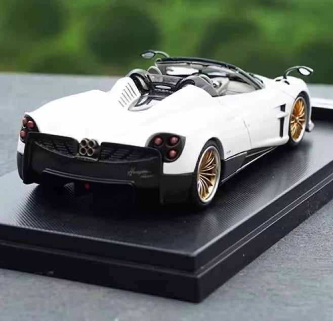 [LCD] 1:43 Pagani 2017 Huayra Roadster White Model Car Die-Cast