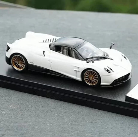 [LCD] 1:43 Pagani 2017 Huayra Roadster White Model Car Die-Cast