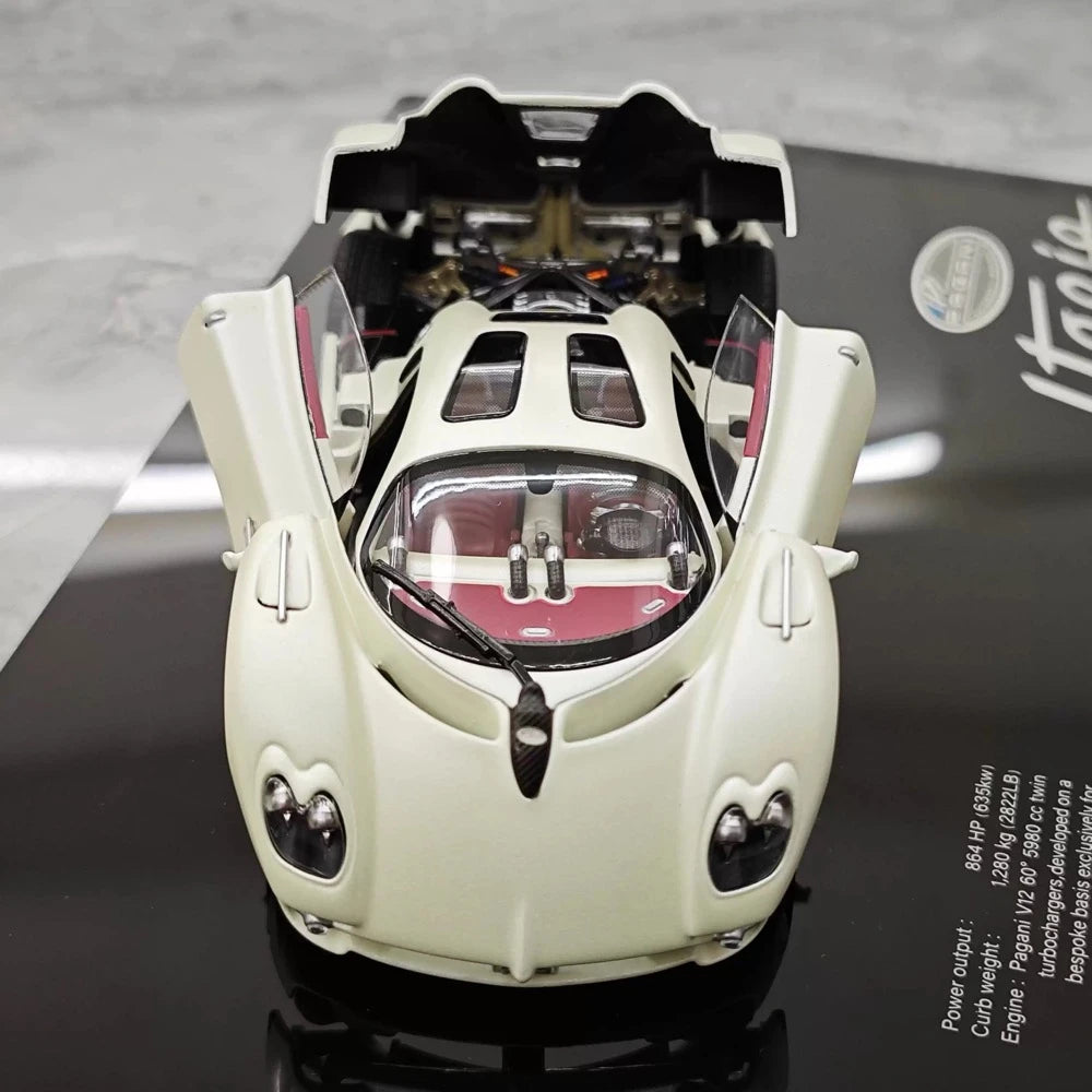 [LCD] 1:43 Pagani 2023 Utopia White Model Car Die-Cast