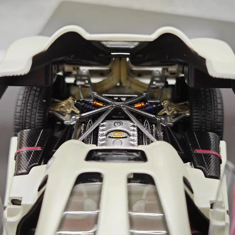 [LCD] 1:43 Pagani 2023 Utopia White Model Car Die-Cast