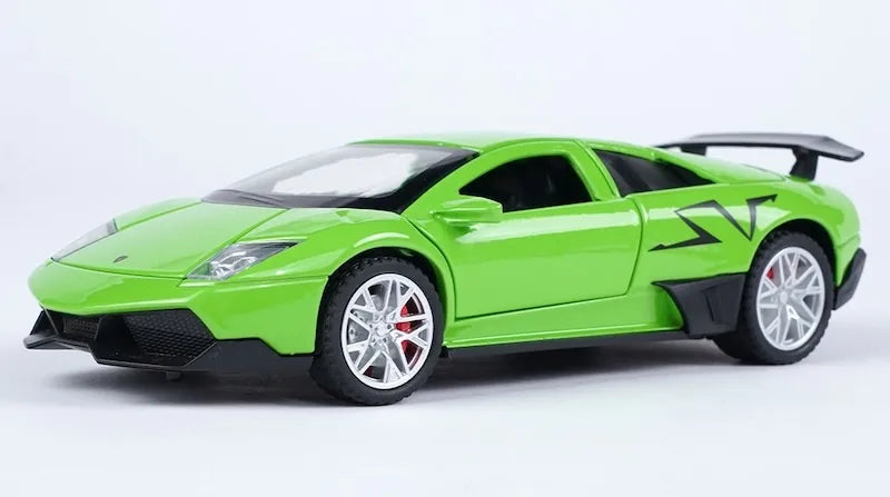 1:32 Lamborghini 2009 Murciélago LP670–4 Die Cast Model Car