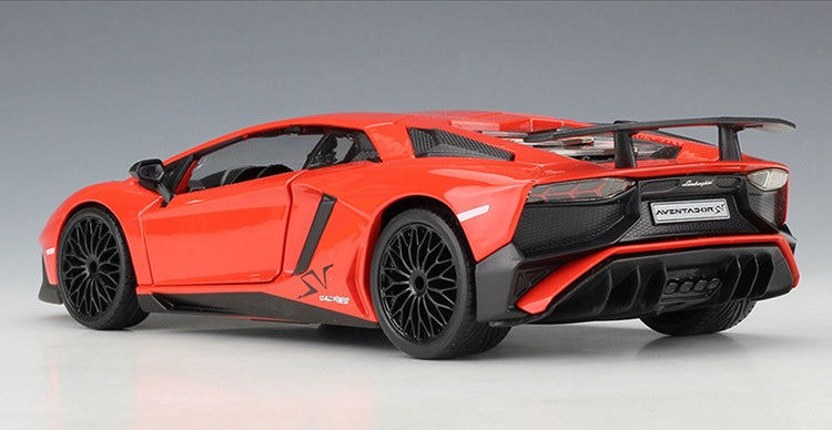 1:24 Lamborghini 2016 Aventador LP750-4 SV Die Cast Model Car