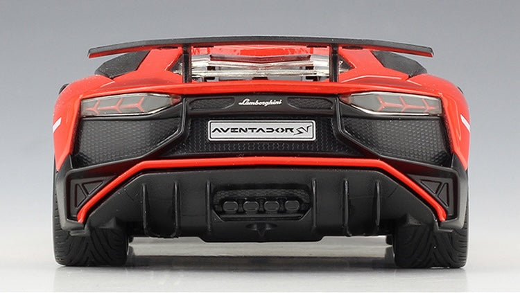 1:24 Lamborghini 2016 Aventador LP750-4 SV Die Cast Model Car
