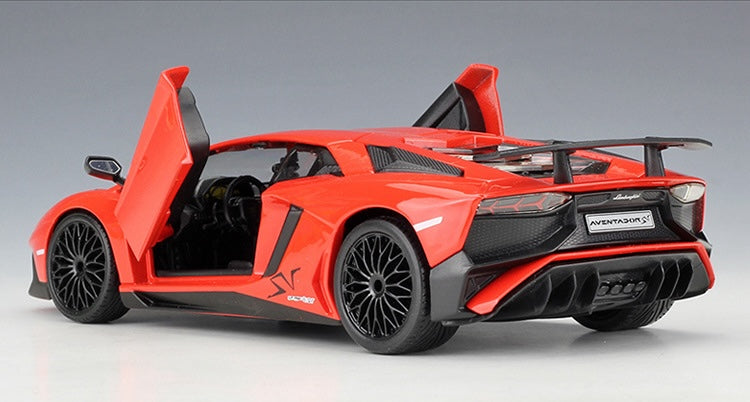 1:24 Lamborghini 2016 Aventador LP750-4 SV Die Cast Model Car
