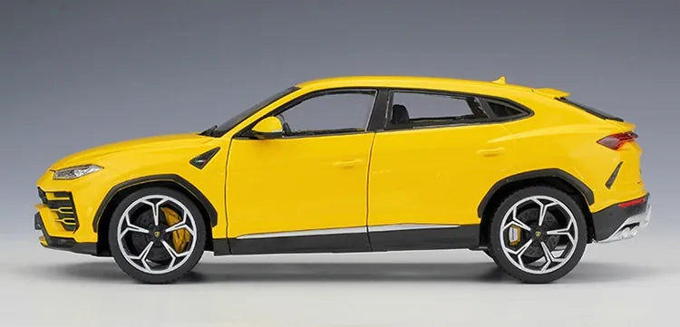 1:18 Lamborghini 2017 Urus Die Cast Model Car