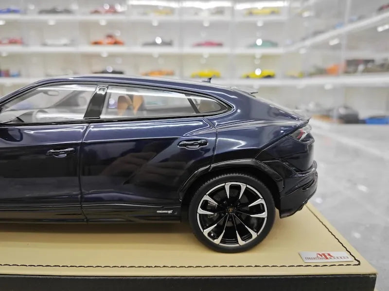 1:18 Lamborghini 2018 URUS S Die Cast Model Car