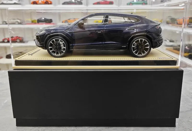 1:18 Lamborghini 2018 URUS S Die Cast Model Car