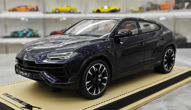1:18 Lamborghini 2018 URUS S Die Cast Model Car