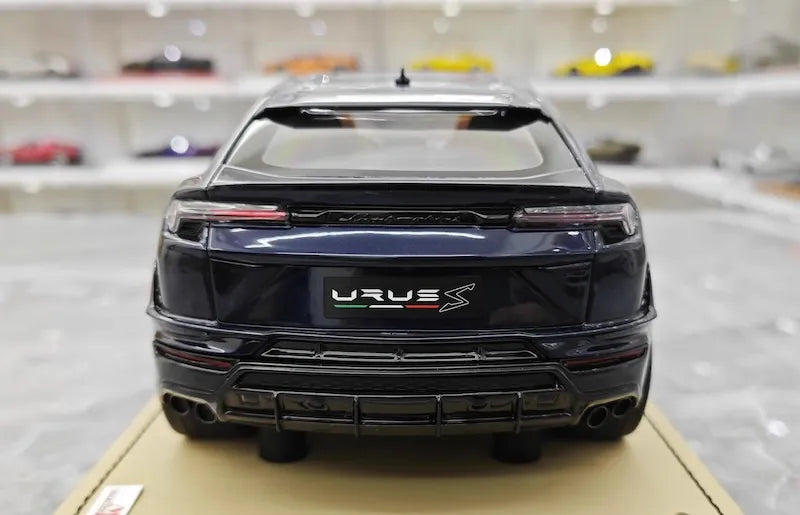 1:18 Lamborghini 2018 URUS S Die Cast Model Car