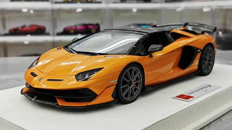 1:18 Lamborghini 2019 Aventador SVJ Roadster Die Cast Model Car