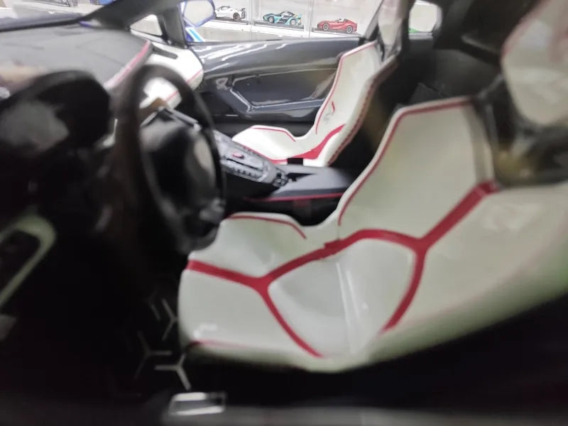 1:18 Lamborghini 2020 Aventador SVJ Die Cast Model Car