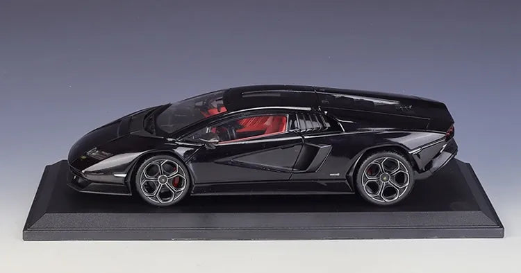 1:18 Lamborghini 2022 Countach LPI800-4 Die Cast Model Car