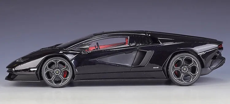 1:18 Lamborghini 2022 Countach LPI800-4 Die Cast Model Car