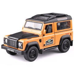 1:32 Land Rover 2009 Defender Fire Die Cast Model Car