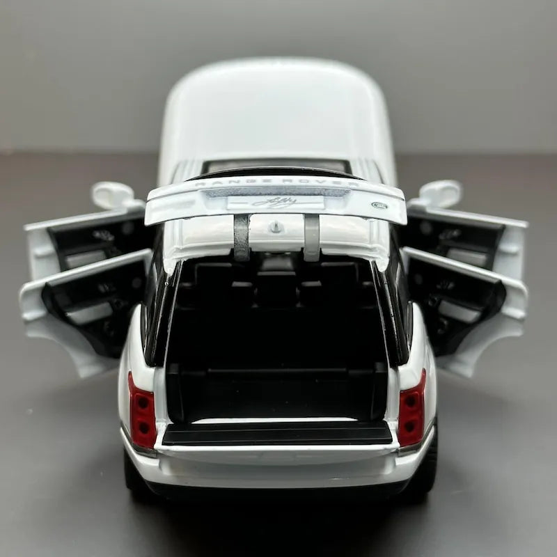 1:32 Land Rover 2012 Range Rover Die Cast Model Car