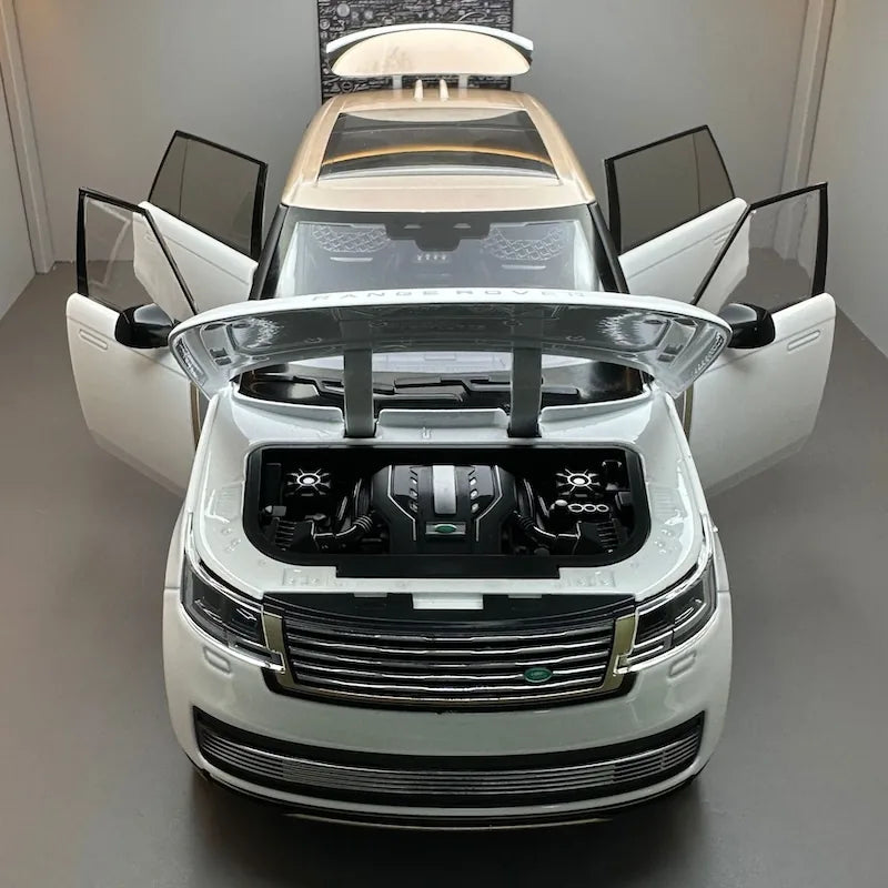 1:18 Land Rover 2022 Range Rover Die Cast Model Car