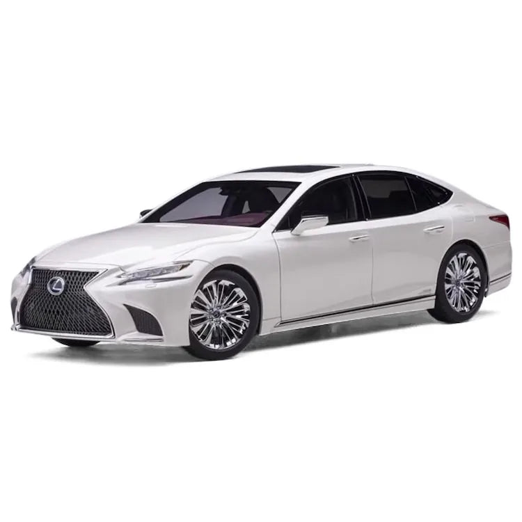 1:18 Lexus 2017 LS 500h Die Cast Model Car