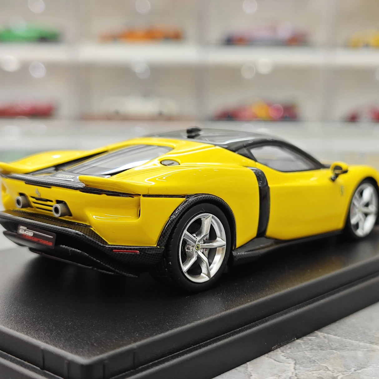 Look Smart Ferrari 2025 849 Testarossa Coupe Giallo Modena 1:43 – Resina Modelo de Resina de Coleção